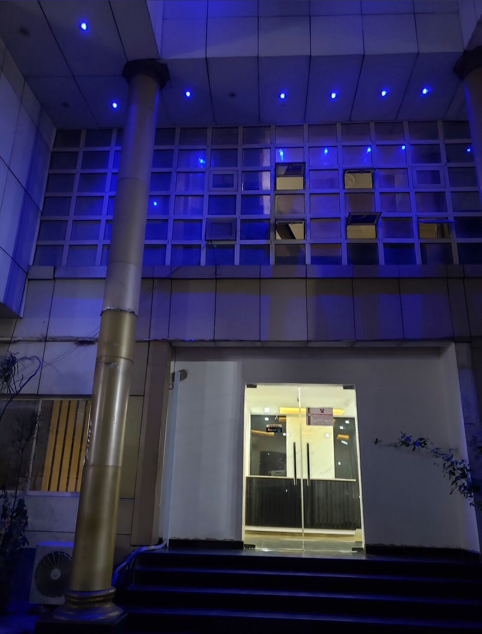 Whitehouse Msquare Hotel