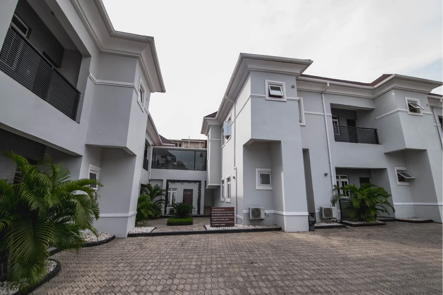 Whytescape Serviced Apartment