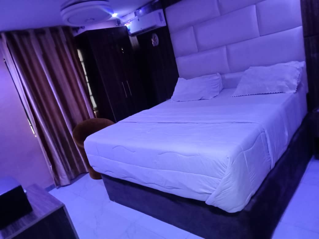 Winnatelladec hotel and suite