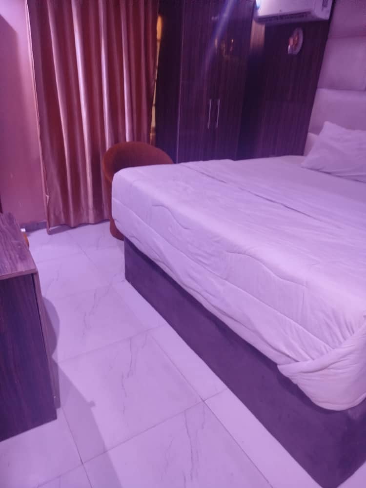 Winnatelladec hotel and suite