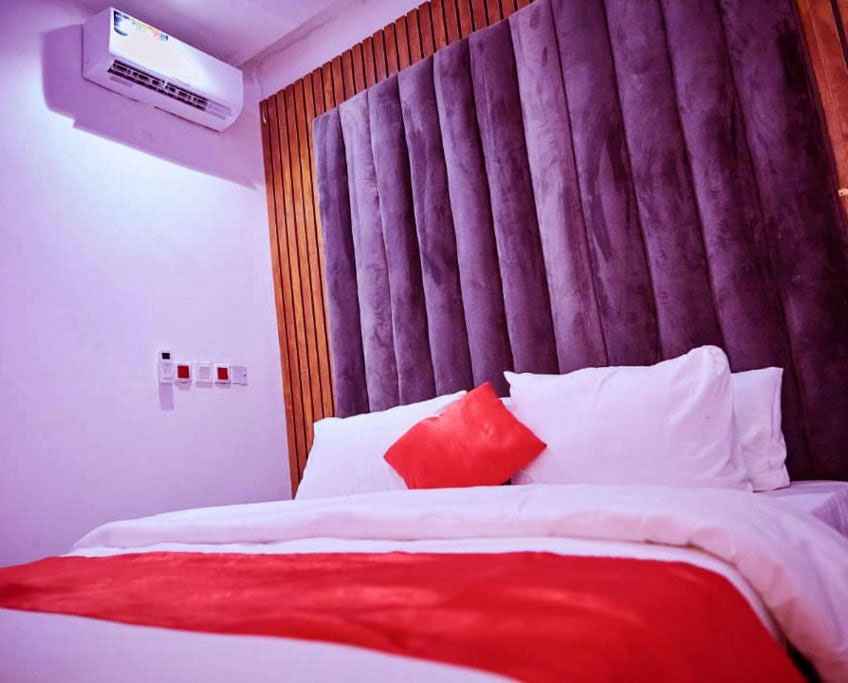 Empire suite and apartment